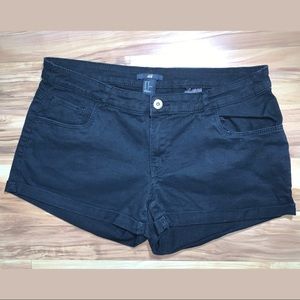 Black H&M Cuffed Shorts
